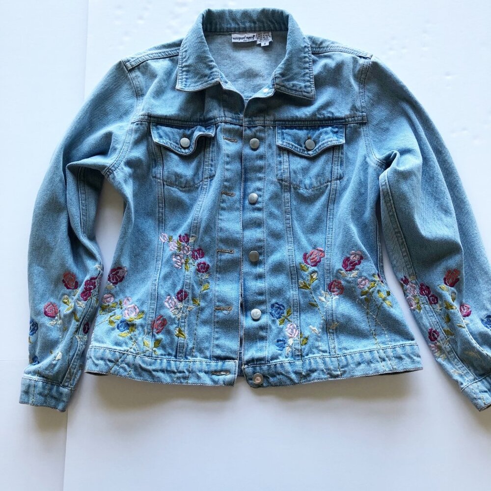 NEWPORT NEWS Vintage Embroidered Floral Denim Jean Jacket Womens 8 - Picture 3 of 11